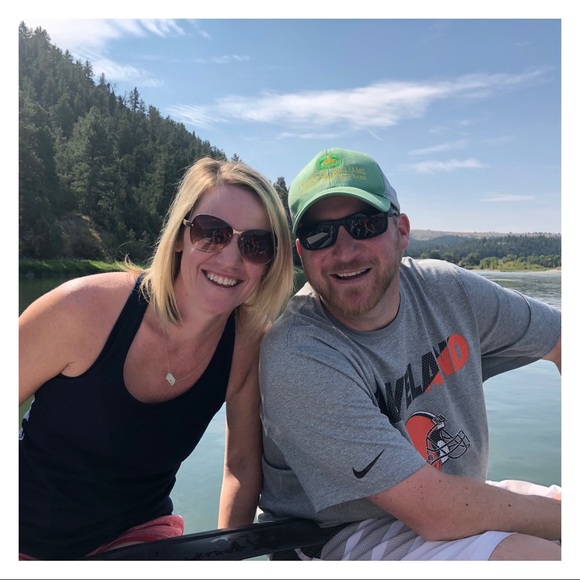 Meet your Posher, Kayce - Picture 3 of 3